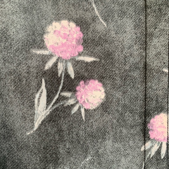 Shirt - Picture 2 of 4